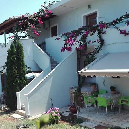 Baci Apartments Ksamil Eksteriør bilde